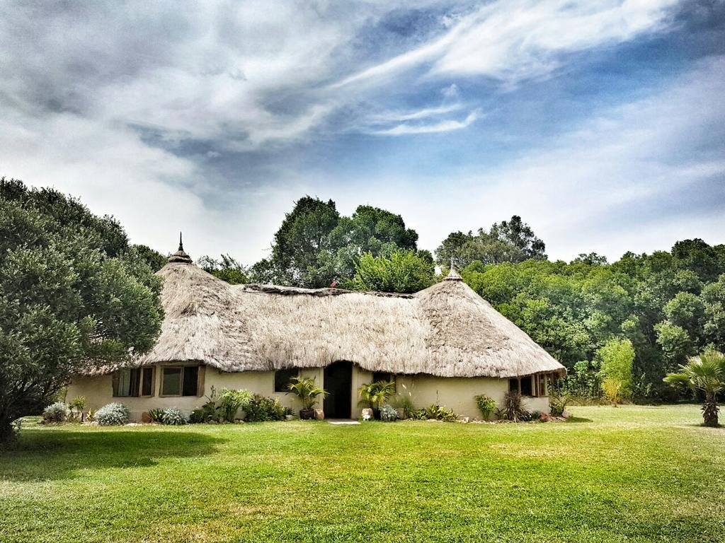 House In The Wild Guest House มาไซมารา ภายนอก รูปภาพ