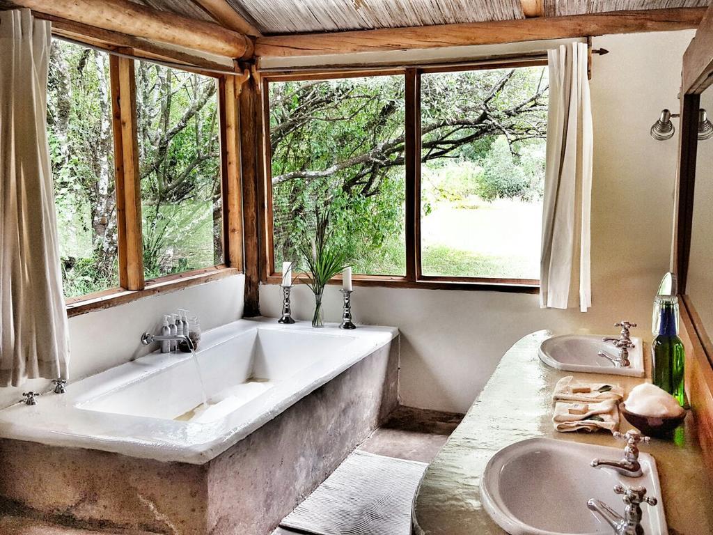 House In The Wild Guest House มาไซมารา ภายนอก รูปภาพ